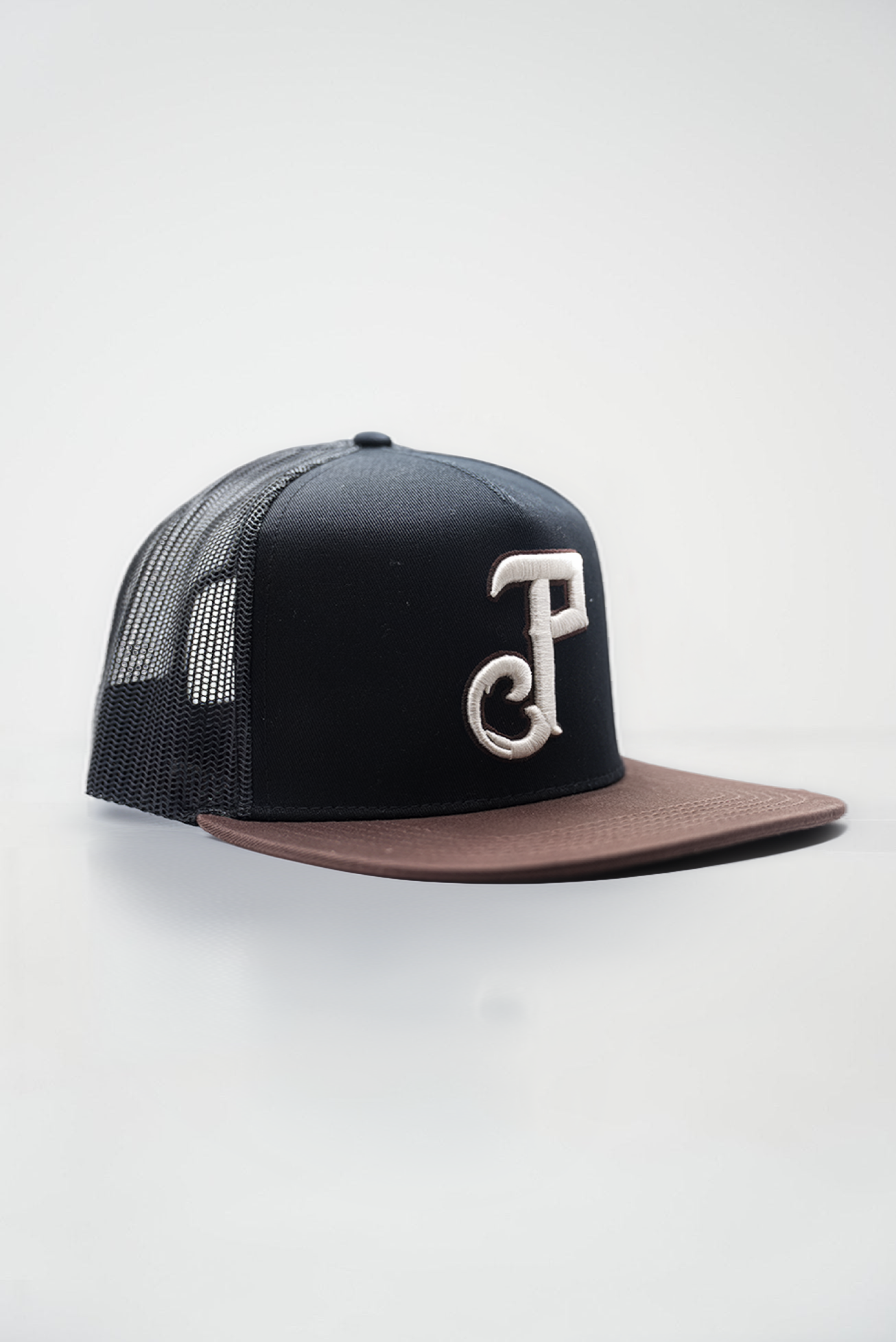 Prófugos "P" - Trucker Hat